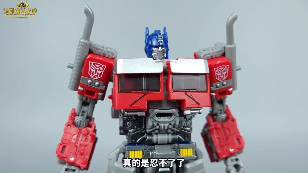 Image Of SS 102 Optimus Prime Transformers Studio Series Action Figure  (5 of 25)